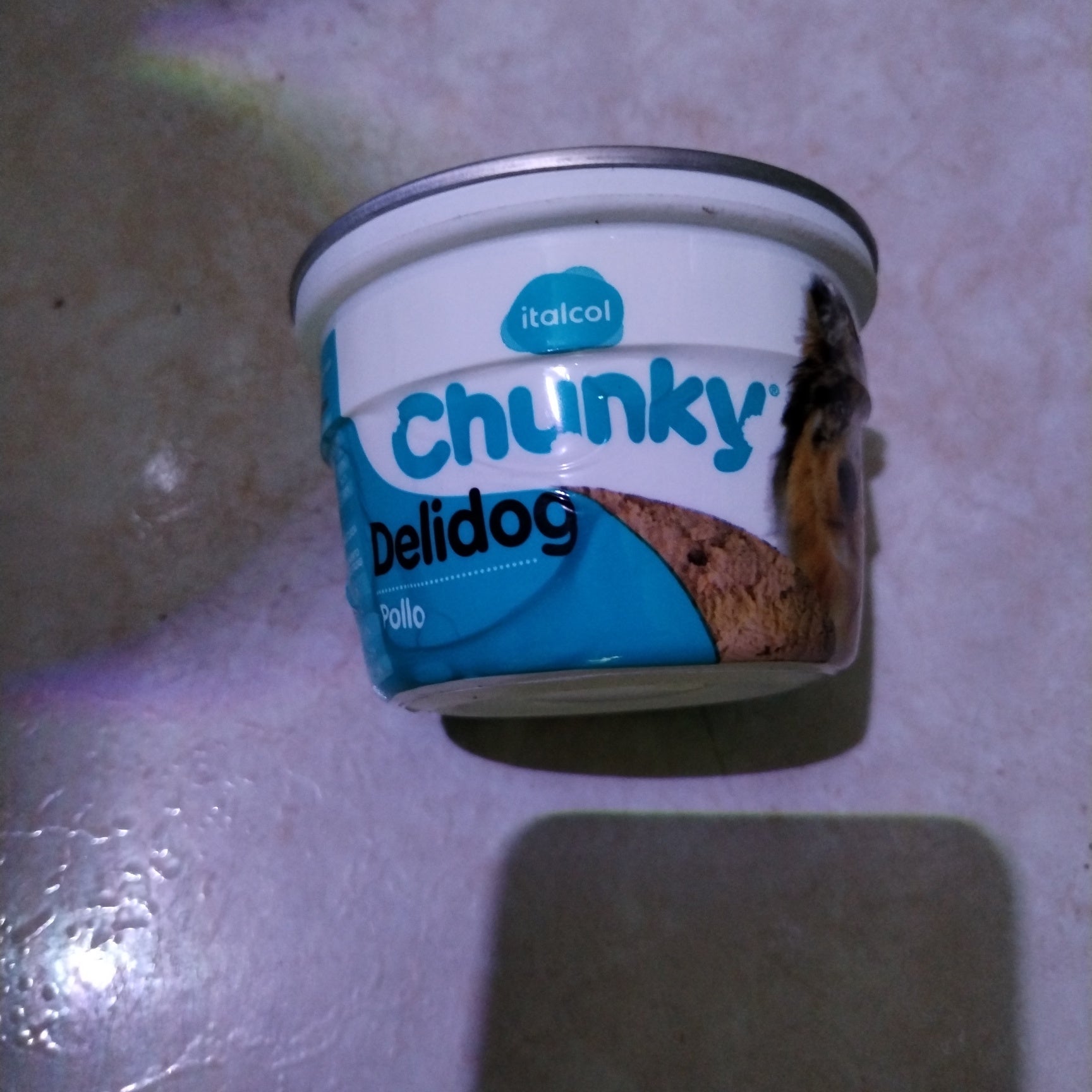 ALIMENTO HÚMEDO PARA PERROS CHUNKY DELIDOG LATA TROZOS POLLO X 395 GR