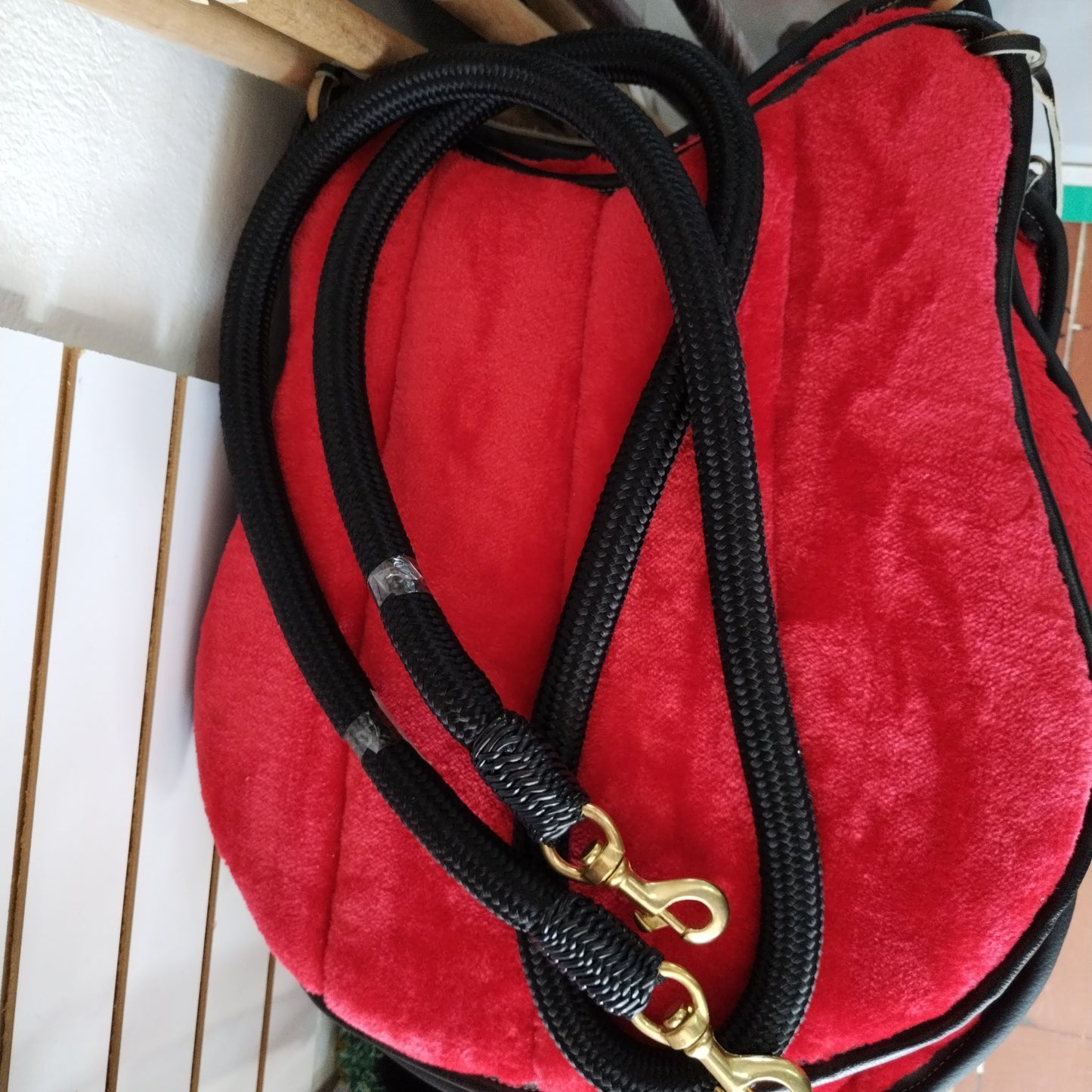 Rienda gruesa (negra) mosqueton