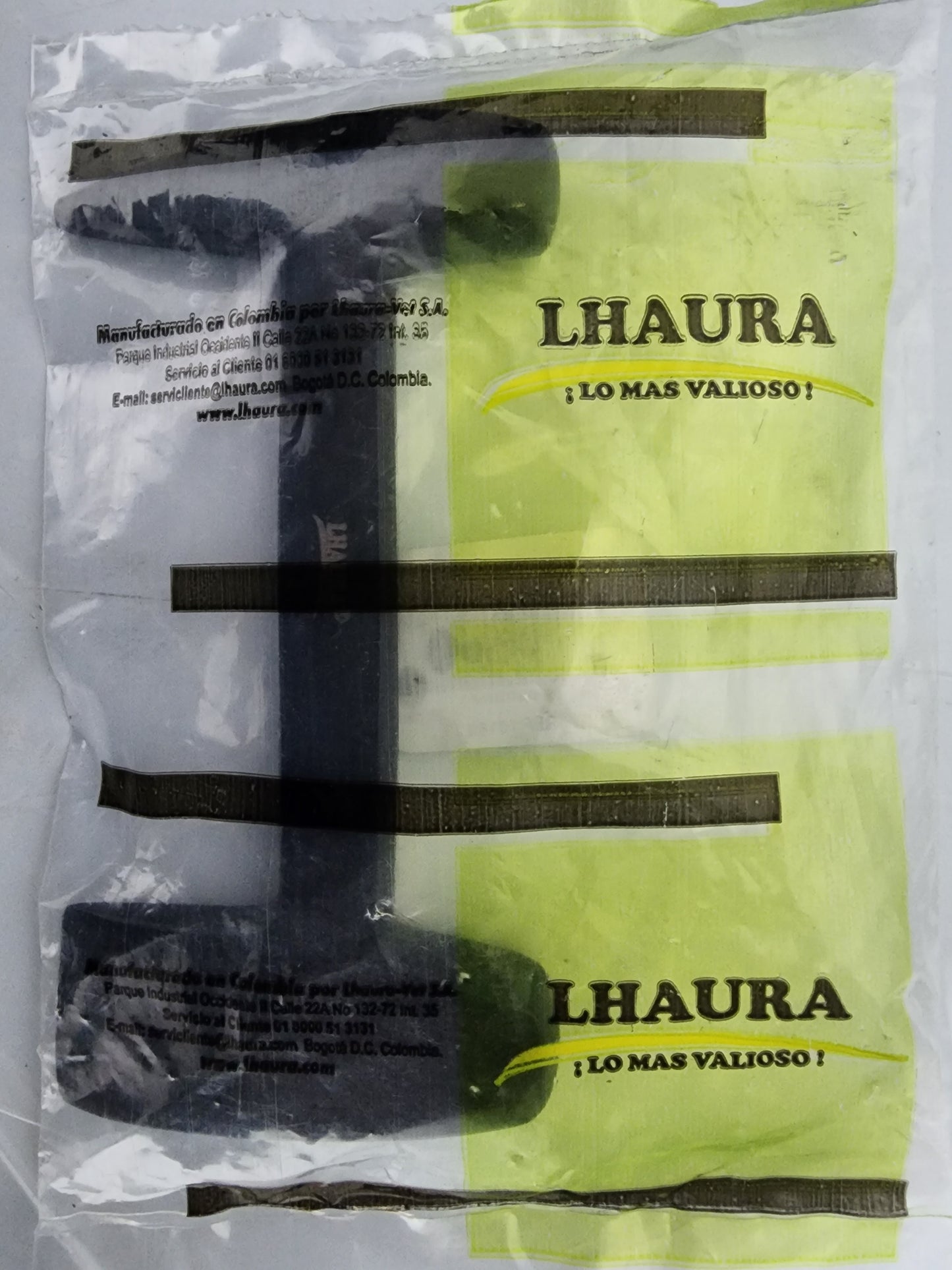 LHAURA NIETSCHNEIDEAXT