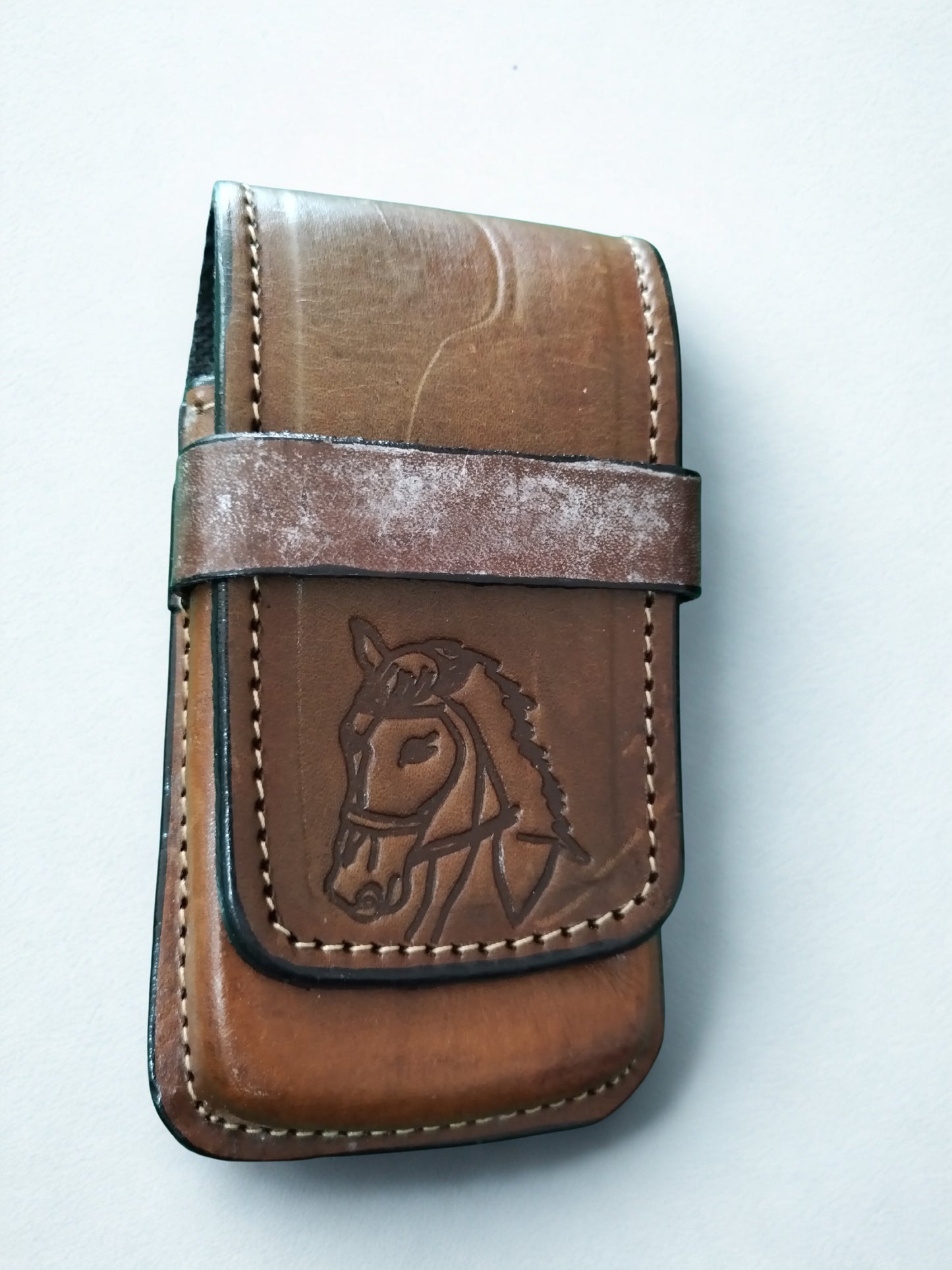 Estuche para navaja económico en cuero ancho