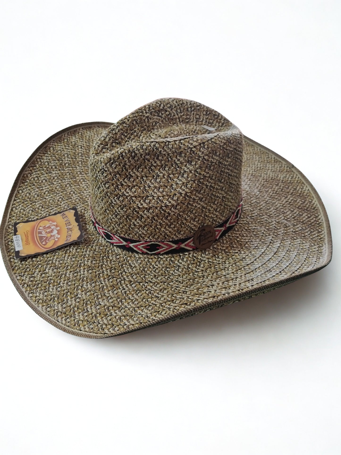 Sombrero con ala grande