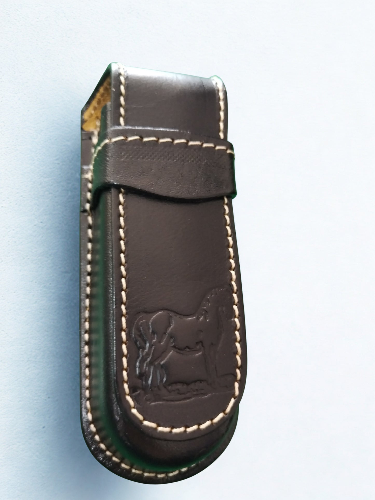Estuche caballito en cuero para navaja